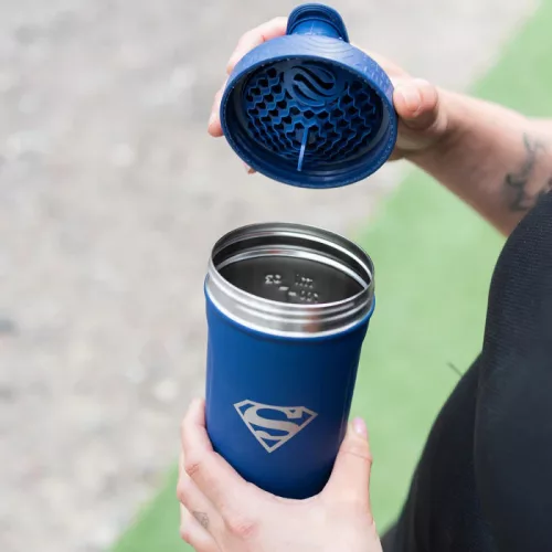 Nutriversum Reforce Stainless Steel DC Comics gamer shaker (900 ml)- Superman